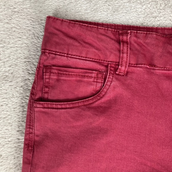 Maurices Women Burgundy Red Stretch Twill Straight Leg Pants Size 7/8‎ REG - Picture 3 of 15